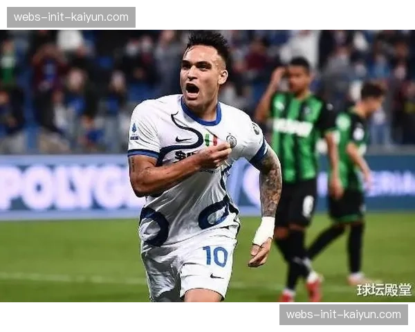 独家专访斯图加特总监米斯林塔特:谈吉拉西的续约与俱乐部可持续发展模式 独家专访斯图加特总监米斯林塔特:谈吉拉西的续约与俱乐部可持续发展模式