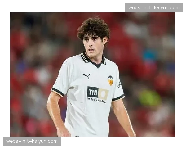 特写：从重伤中归来，瓦伦西亚小将哈维-格拉在三月重新证明自己。