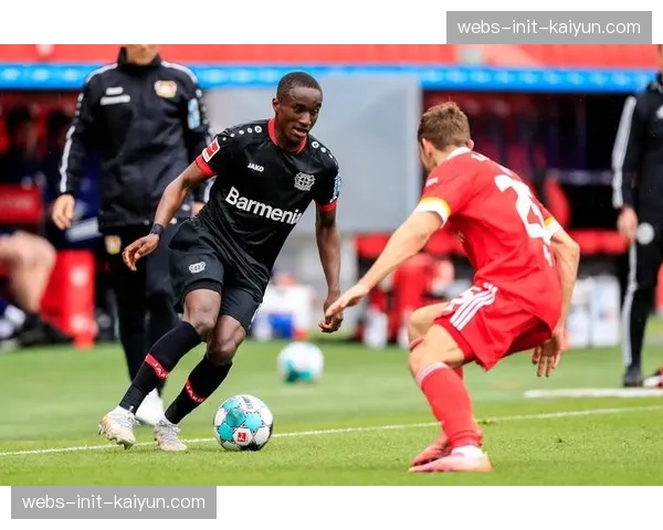 争议声中绝杀被吹,勒沃库森客场0-0闷平柏林联合 争议声中绝杀被吹,勒沃库森客场0-0闷平柏林联合